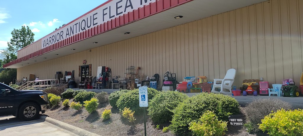 Warrior Antique Flea Mall | 8089 Rouse Rd, Warrior, AL 35180, USA | Phone: (205) 647-4600