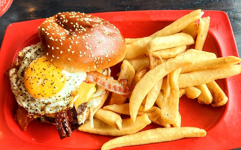 Red Robin Gourmet Burgers and Brews | 1274 El Camino Real, San Bruno, CA 94066, USA | Phone: (650) 588-4600