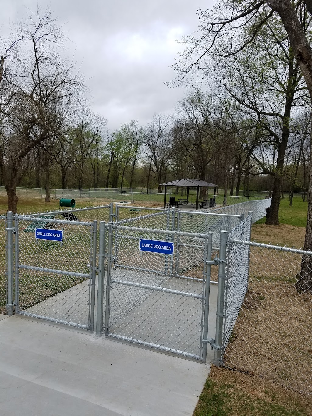 Coody Creek Bark Park | 1121 S 2nd St, Muskogee, OK 74401, USA | Phone: (918) 684-6302