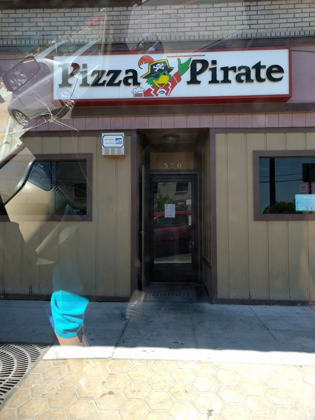 Pizza Pirate | 520 J St, Parlier, CA 93648 | Phone: (559) 646-2717