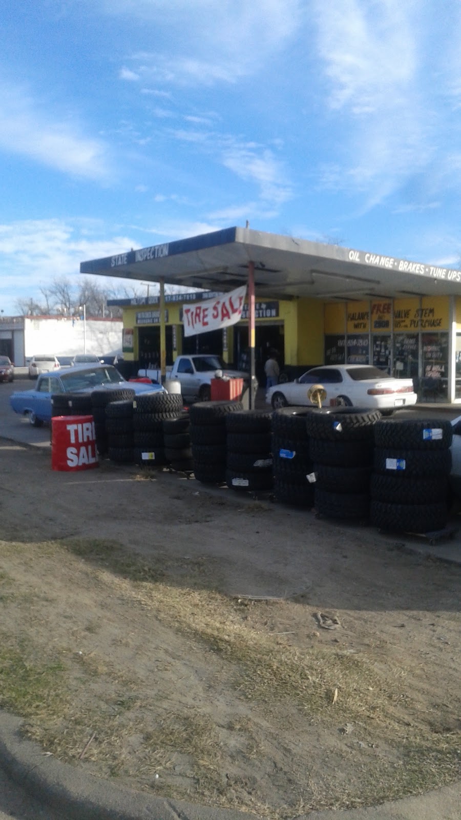 Haltom Quick Lube & Tires | 2906 Denton Hwy, Fort Worth, TX 76117, USA | Phone: (817) 834-7810