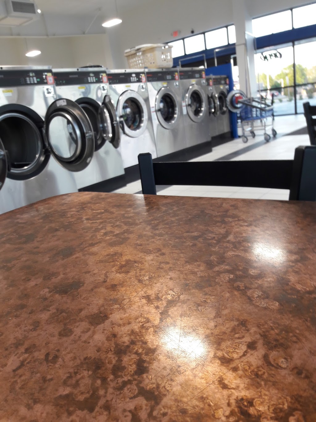 THE LAUNDRY STATION | 555 S, Oliver, Wichita, KS 67218, USA | Phone: (316) 708-9274