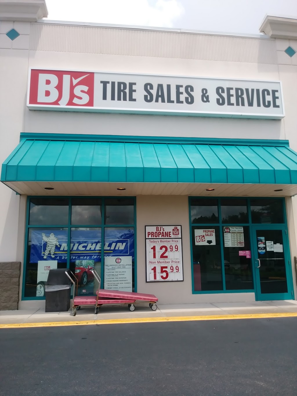 BJs Tire Center | 6290 Commerce Palms Dr, Tampa, FL 33647, USA | Phone: (844) 700-8473