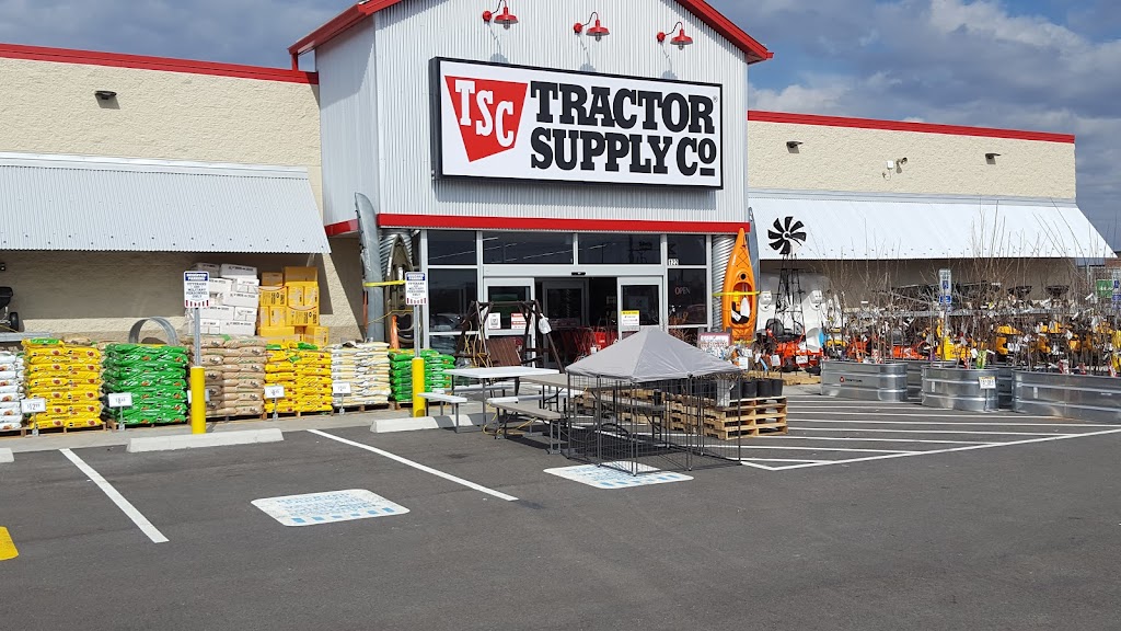 Tractor Supply Co. | 122 Mosside Blvd, North Versailles, PA 15137, USA | Phone: (412) 824-8555