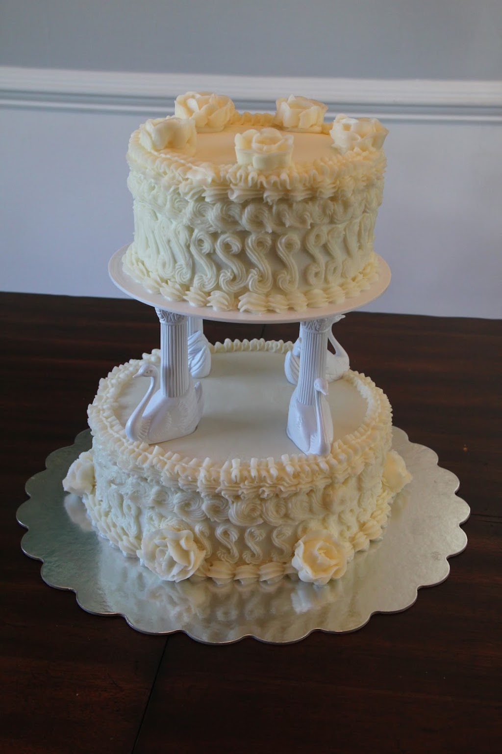 Creative Cakes by Carolyn | 190 Rugby Dr, Langhorne, PA 19047, USA | Phone: (717) 880-2972