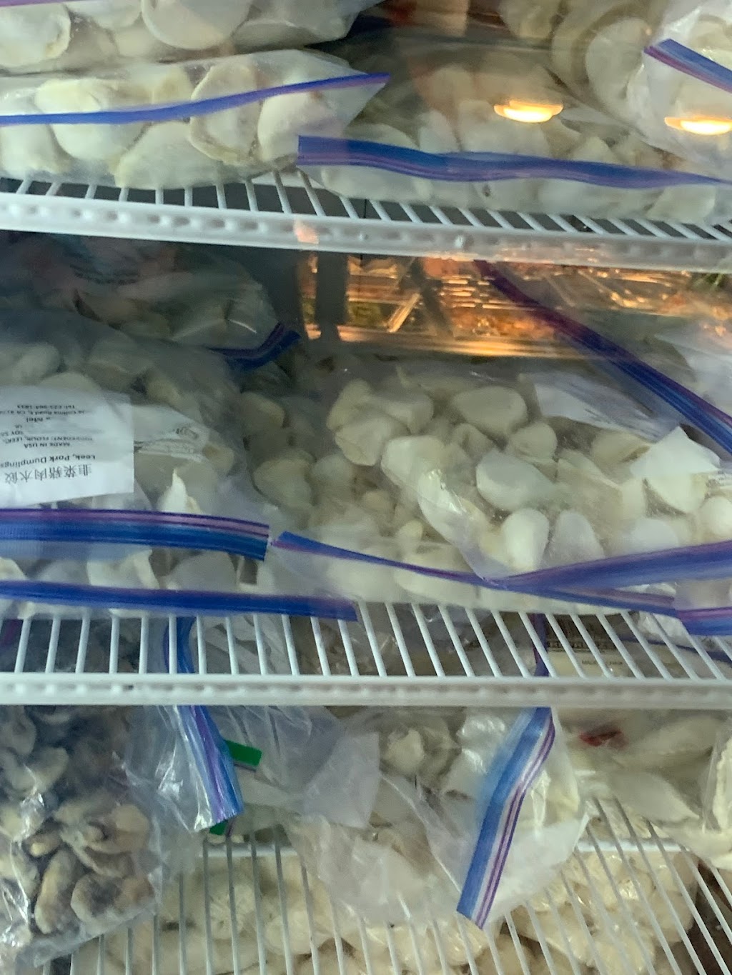 Hsin Hsin Shau May Deli | 18438 Colima Rd, Rowland Heights, CA 91748, USA | Phone: (626) 964-1833