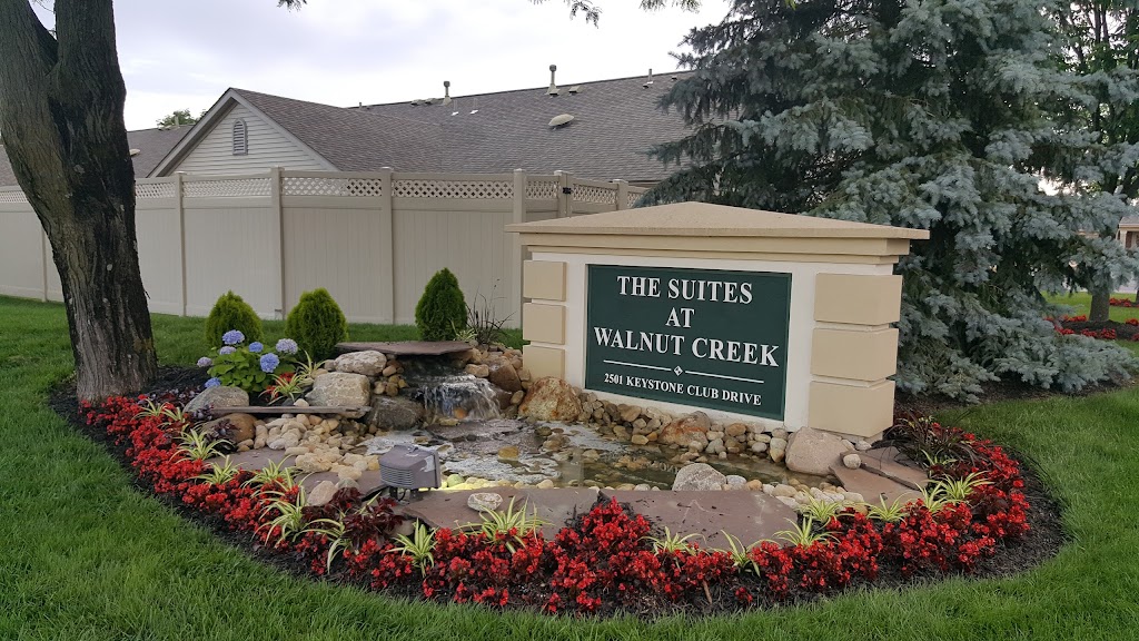 Suites at Walnut Creek | 2501 Keystone Club Dr, Dayton, OH 45439, USA | Phone: (937) 293-7703