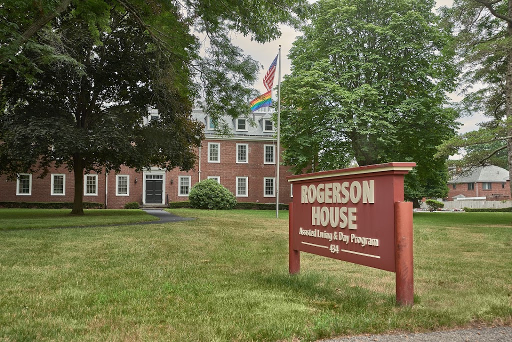 Rogerson House Memory Care Assisted Living & Day Program | 434 Jamaicaway, Boston, MA 02130, USA | Phone: (617) 983-2300