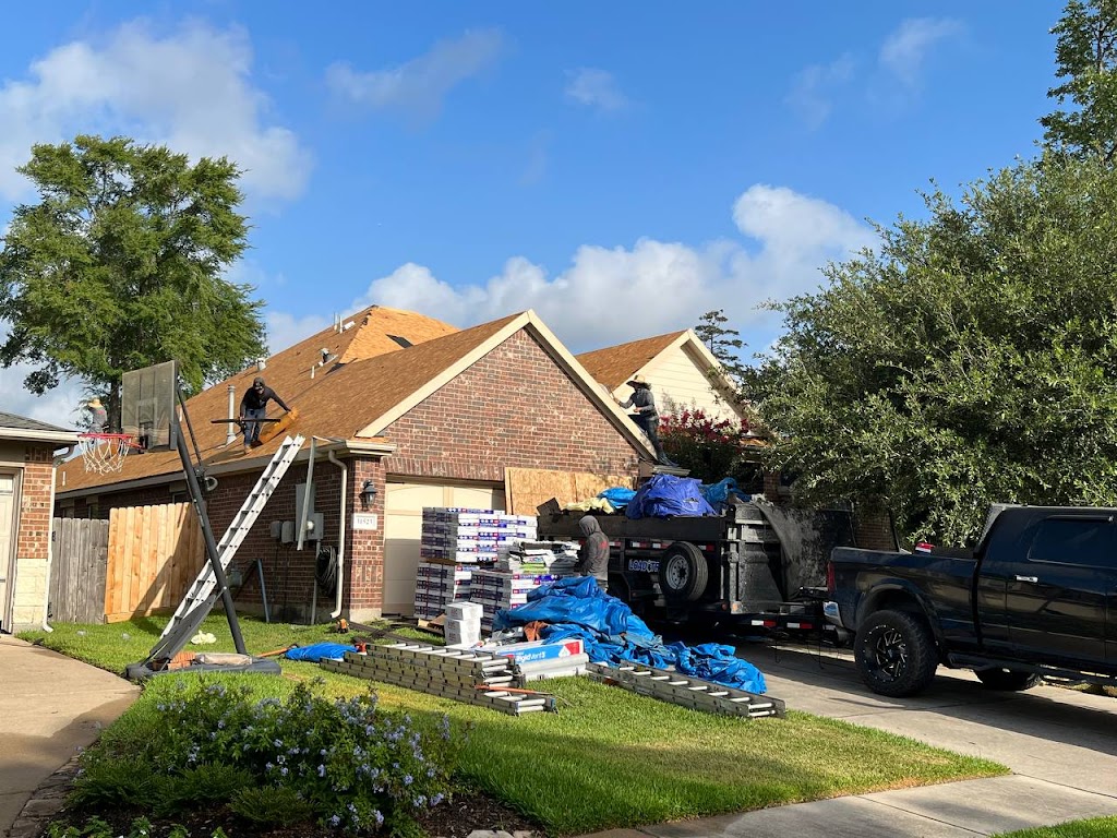 The Home Team Roofing | 11709 Boudreaux Rd suite 1150, Tomball, TX 77375, USA | Phone: (832) 422-3039