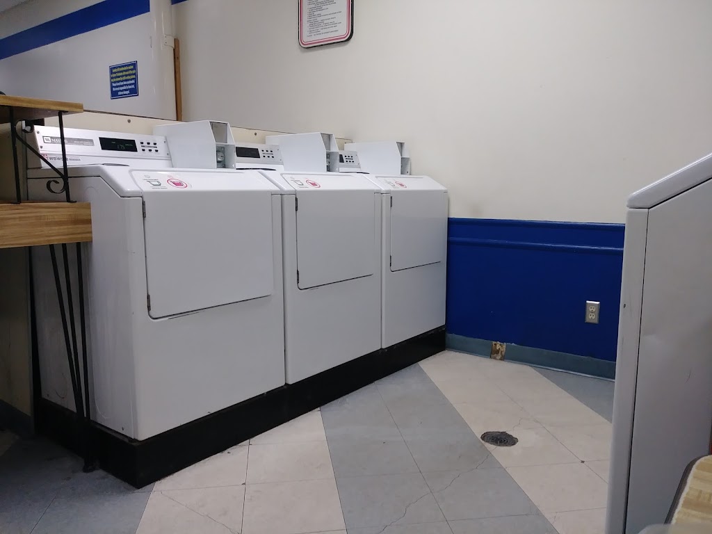 Coin Laundry | 146 S Foster Dr, Saukville, WI 53080, USA | Phone: (414) 651-0122
