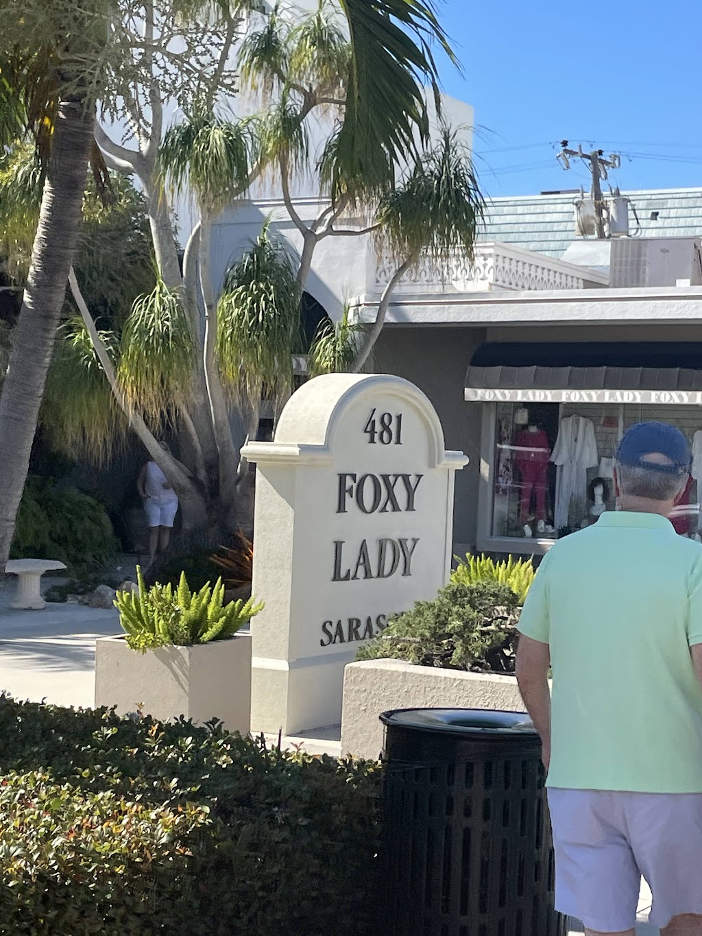 Foxy Lady West | 481 John Ringling Blvd, Sarasota, FL 34236, USA | Phone: (941) 388-5239