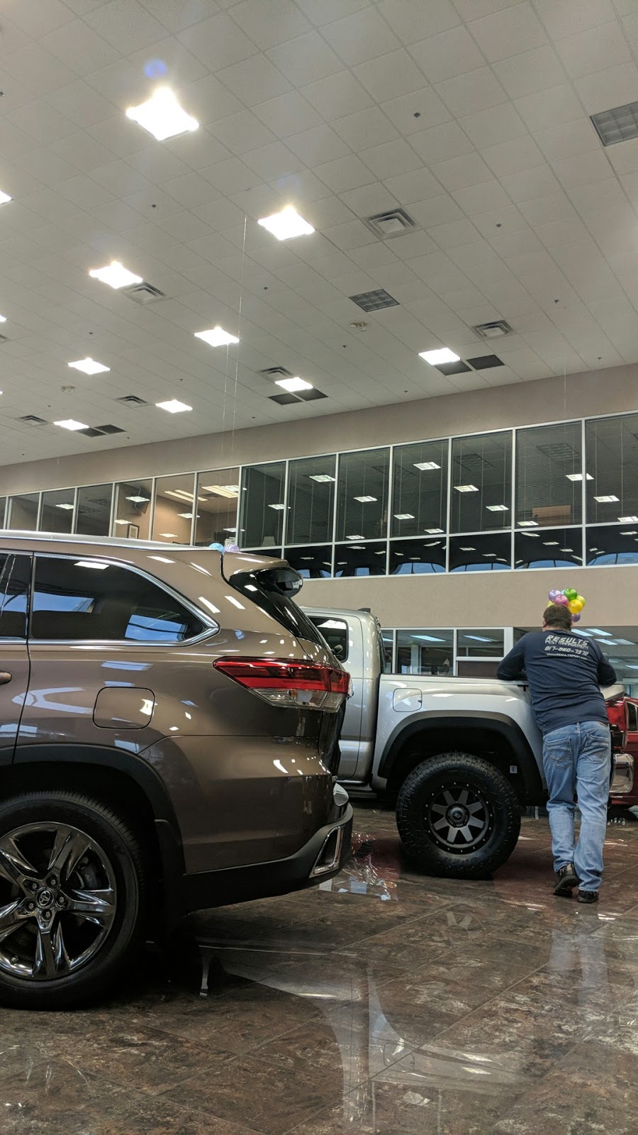 Freeman Toyota | 204 NE Loop 820, Hurst, TX 76053, USA | Phone: (817) 383-0871