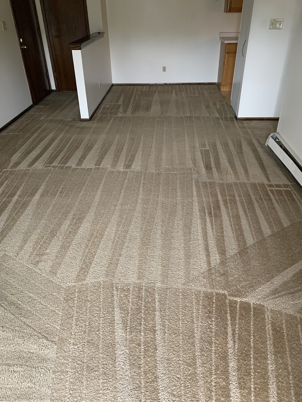 Menomonee Falls Carpet Cleaning | Overlook Trail, Menomonee Falls, WI 53051, USA | Phone: (262) 255-2004