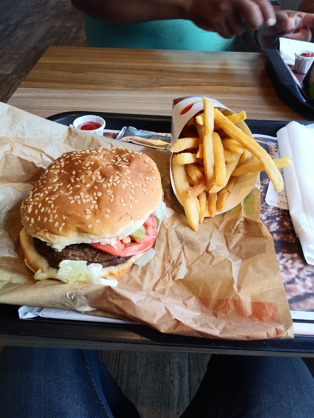 Burger King | 3190 Long Beach Rd, Oceanside, NY 11572, USA | Phone: (516) 594-1026