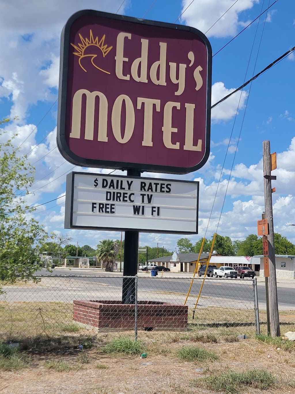 Eddys Motel | 640 S Main St, Pleasanton, TX 78064, USA | Phone: (830) 569-5571