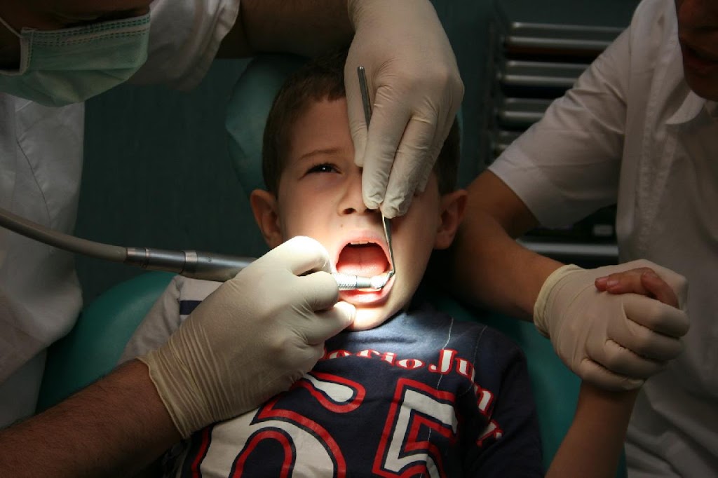 Emergency Dental Care | 11828 Ardath Ave, Hawthorne, CA 90250 | Phone: (747) 216-5151