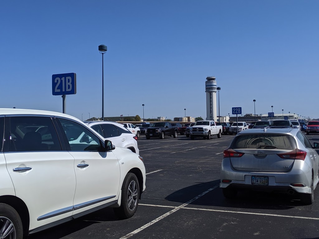 Blue Long Term Shuttle Lot | 3801 International Gateway, Columbus, OH 43219, USA | Phone: (614) 239-3024