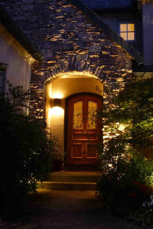 Elegant Outdoor Lighting Landscape Lighting | 4905 Hazel Ave, Fair Oaks, CA 95628, USA | Phone: (916) 527-2418