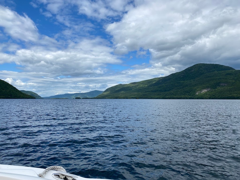 Bolton Boat Tours and Water Sports on Lake George | 3940 Lake Shore Dr, Diamond Point, NY 12824 | Phone: (518) 955-1349