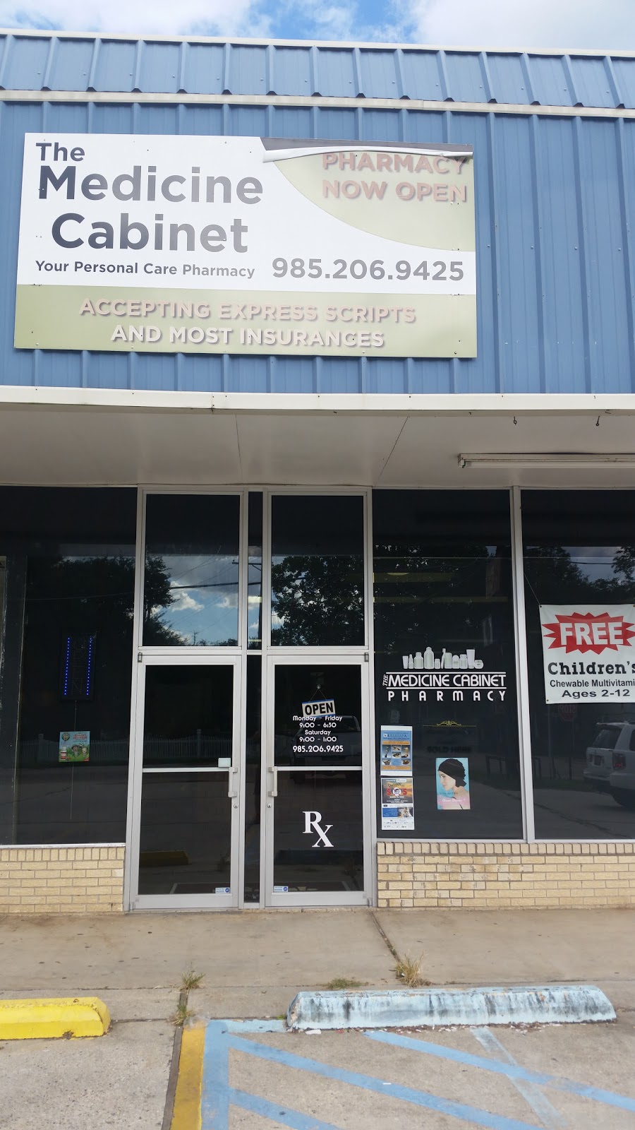 Schaffs Family Pharmacy | 211 Covington St, Madisonville, LA 70447, USA | Phone: (985) 206-9425