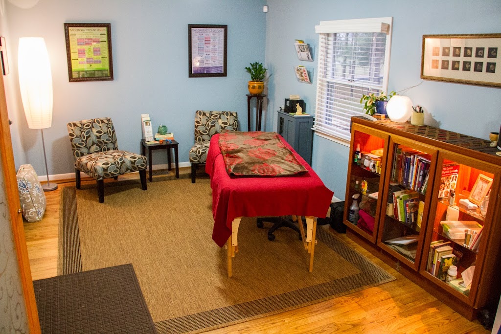 Healing Hands Pet Acupuncture | 2202 Tucker Station Rd, Louisville, KY 40299 | Phone: (502) 424-6274