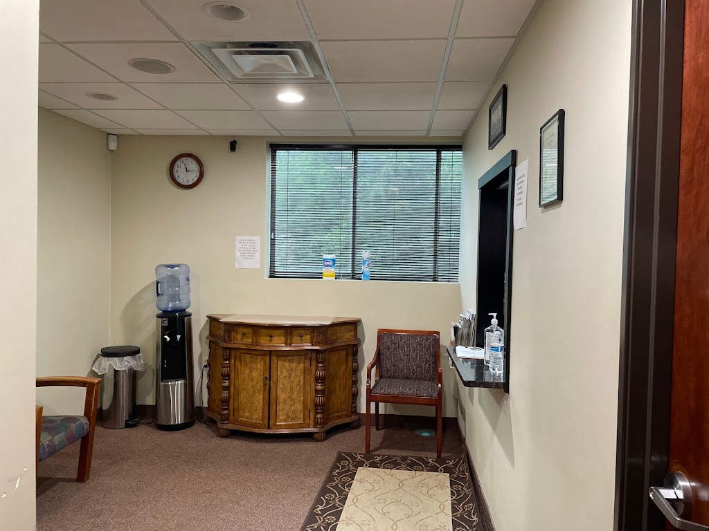 Remarkable Physical Therapy & Rehab | 21675 Coolidge Hwy #1B, Oak Park, MI 48237, USA | Phone: (248) 677-4922