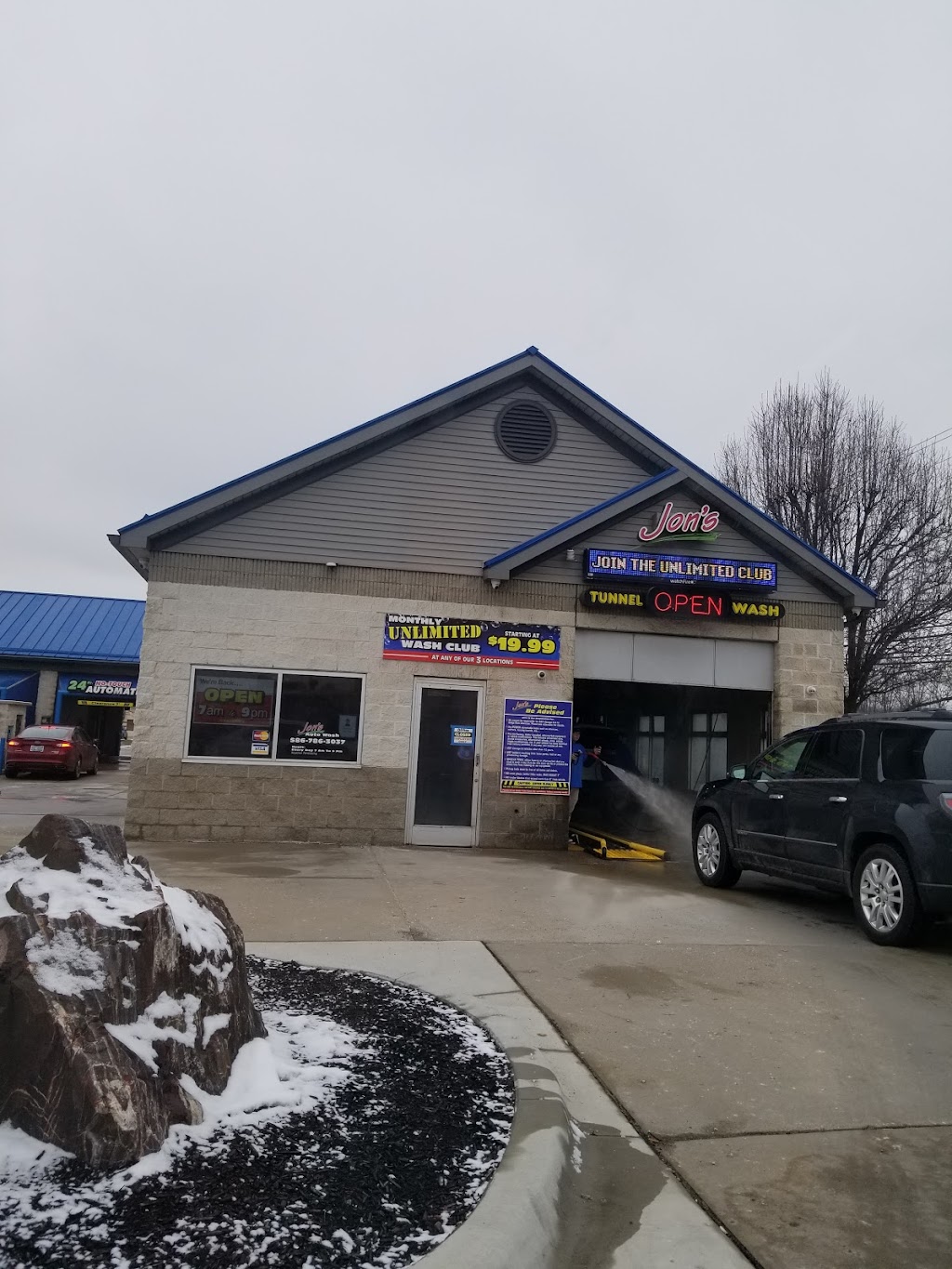 Jons Auto Wash Milano | 51057 Milano Dr, Macomb, MI 48042, USA | Phone: (586) 786-3037