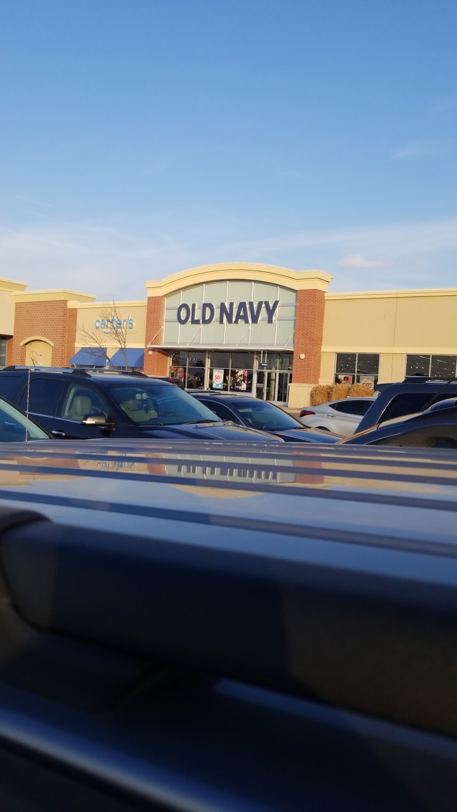 Old Navy - with Curbside Pickup | 1656 NW Chipman Rd, Lees Summit, MO 64081, USA | Phone: (816) 287-5997