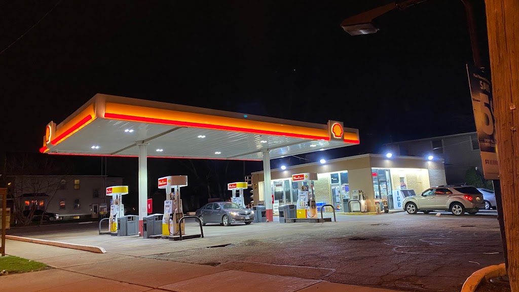 Shell Gas Station & Food Mart | 4723 Harvard Ave, Newburgh Heights, OH 44105, USA | Phone: (216) 303-9799