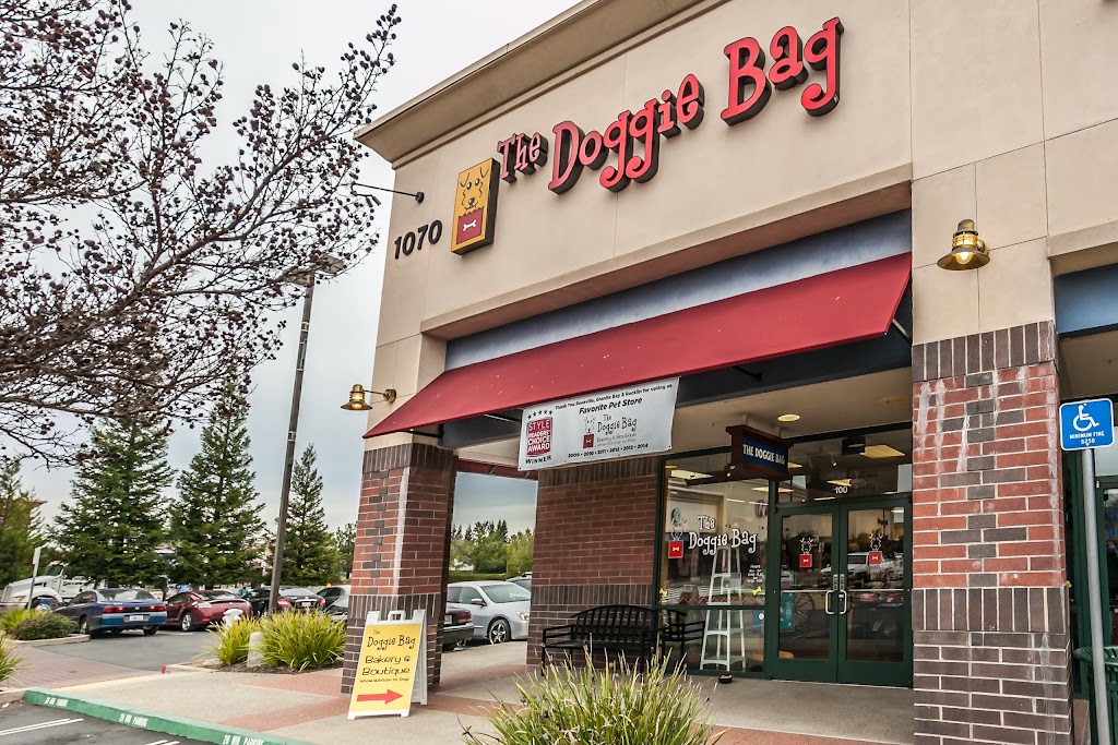 Doggie Bag | 1070 Pleasant Grove Blvd #100, Roseville, CA 95678, USA | Phone: (916) 789-9663