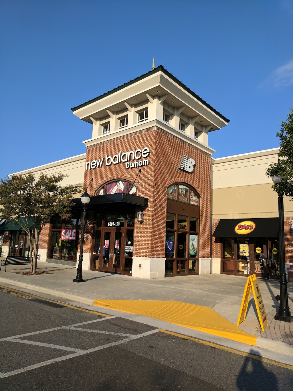 New Balance Durham | 6807 Fayetteville Rd #120, Durham, NC 27713, USA | Phone: (919) 484-9500