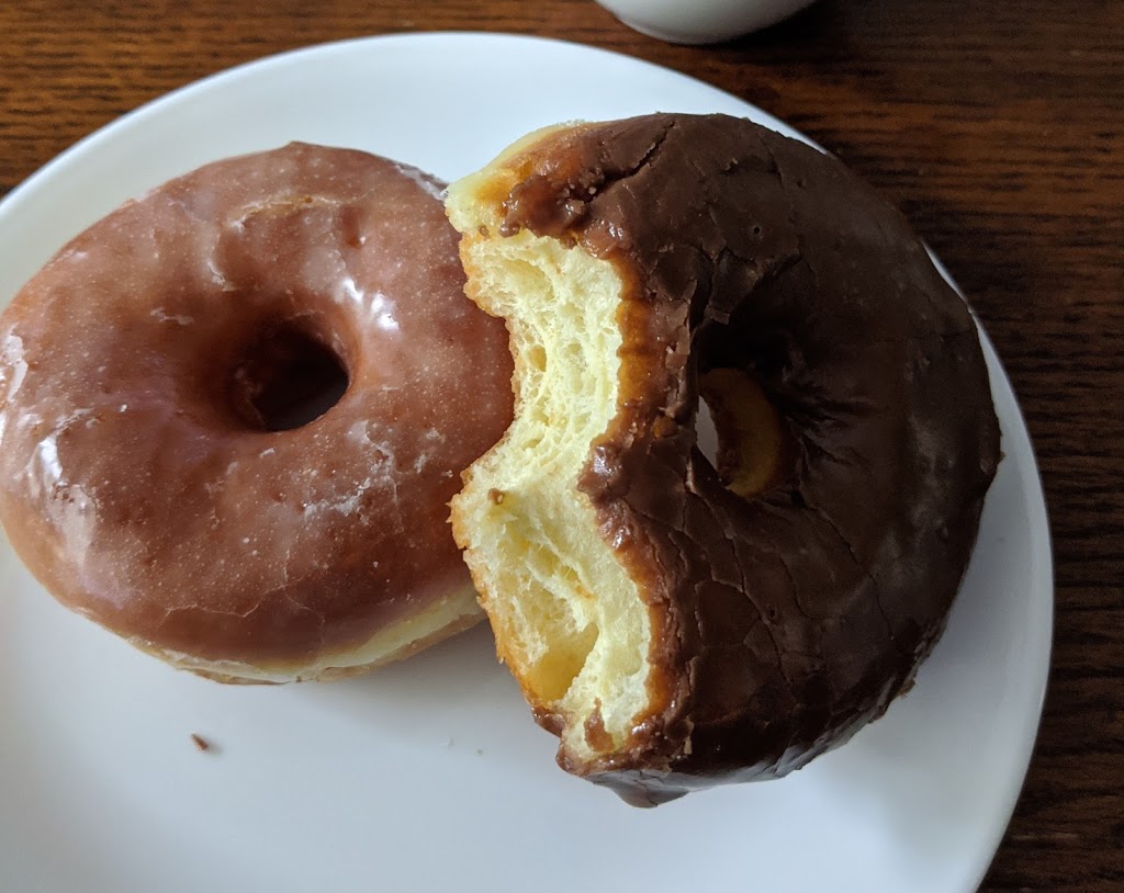 Daily Donuts & Sandwiches | 110 S Sunnyvale Ave, Sunnyvale, CA 94086, USA | Phone: (408) 746-0347