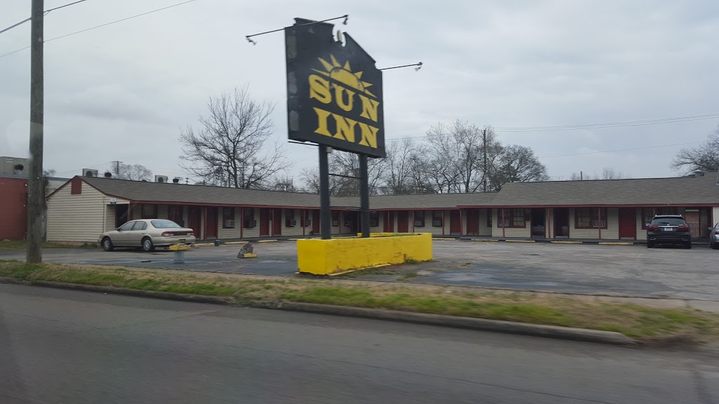 Sun Inn | 1573 Bessemer Rd, Birmingham, AL 35208 | Phone: (205) 925-7868