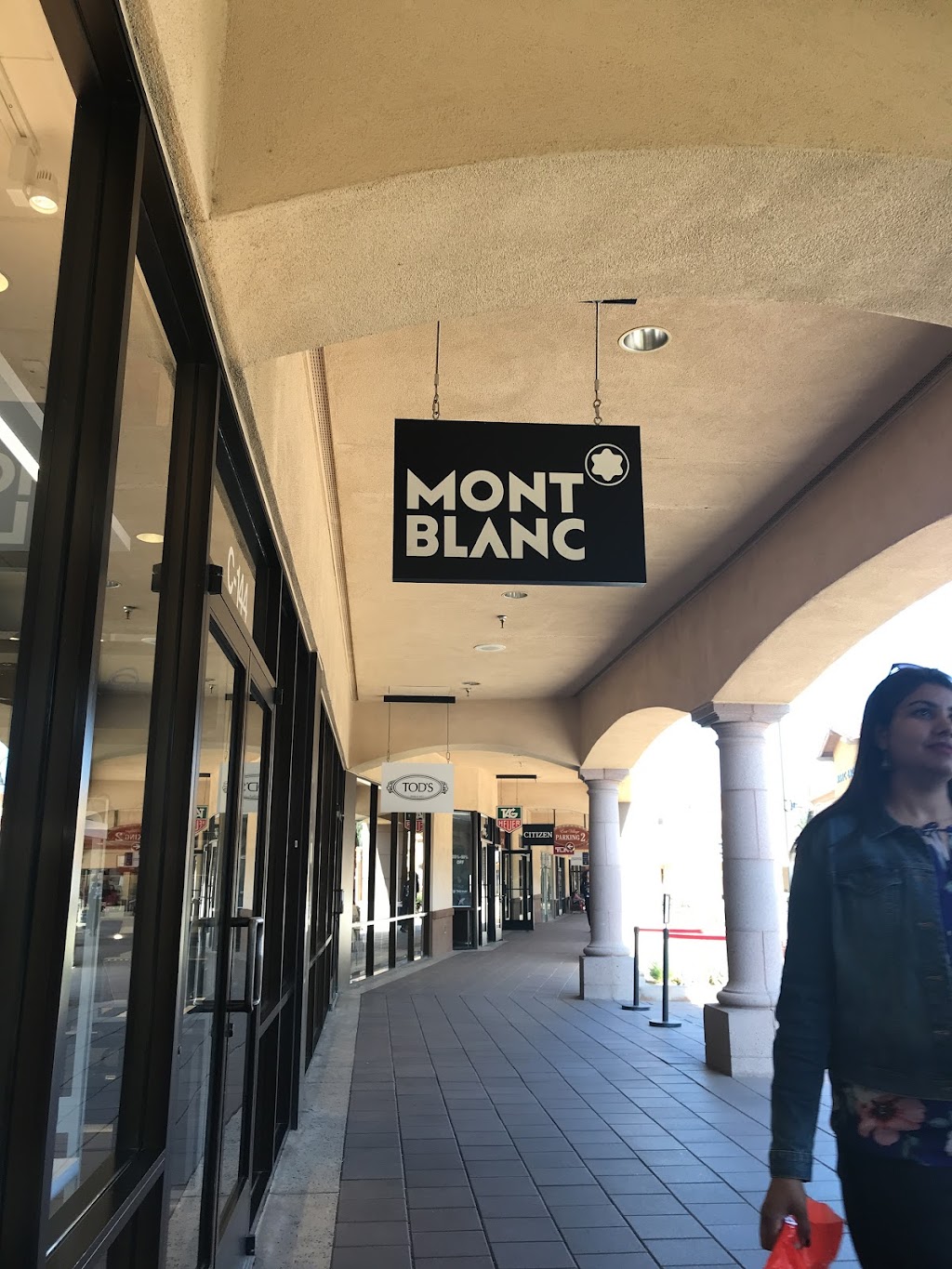 Montblanc Boutique Cabazon | 48650 Seminole Dr #144, Cabazon, CA 92230, USA | Phone: (951) 797-5550