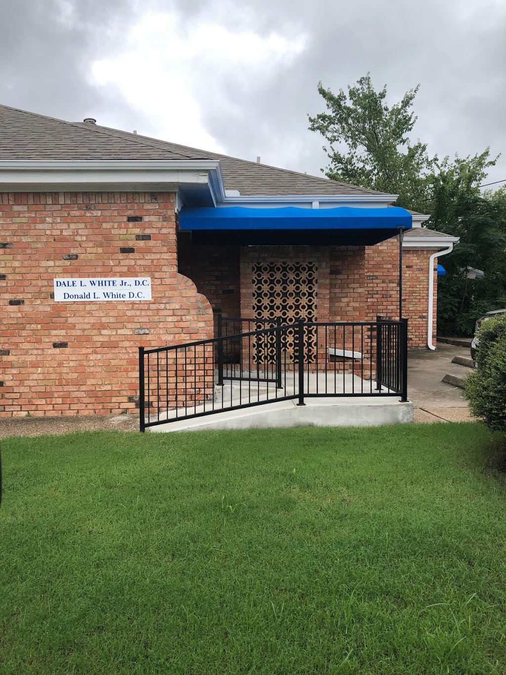 River Oaks Chiropractic | 1141 Long Ave, River Oaks, TX 76114, USA | Phone: (817) 625-1165