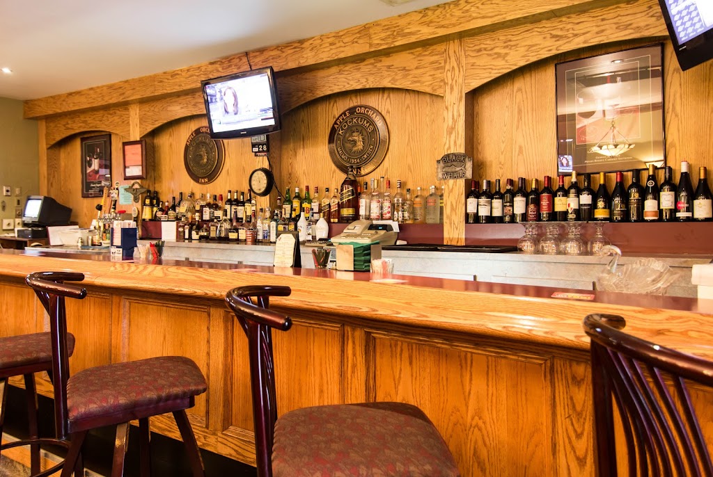 Georgios Apple Orchard Inn Restaurant | 62840 Van Dyke, Washington, MI 48094, USA | Phone: (586) 752-2188