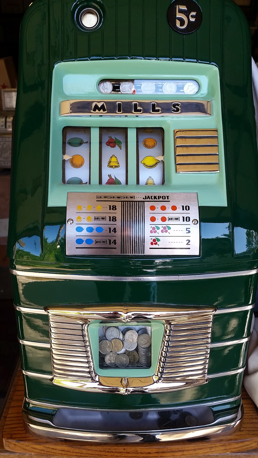 Las Vegas Antique Slot Machine | 4820 W Montara Cir, Las Vegas, NV 89121, USA | Phone: (702) 456-8801