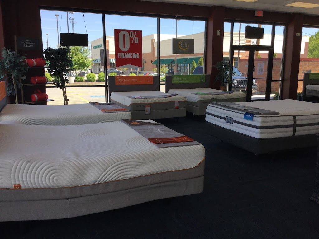 American Mattress | 3 Rice Lake Square, Wheaton, IL 60189, USA | Phone: (630) 597-0017