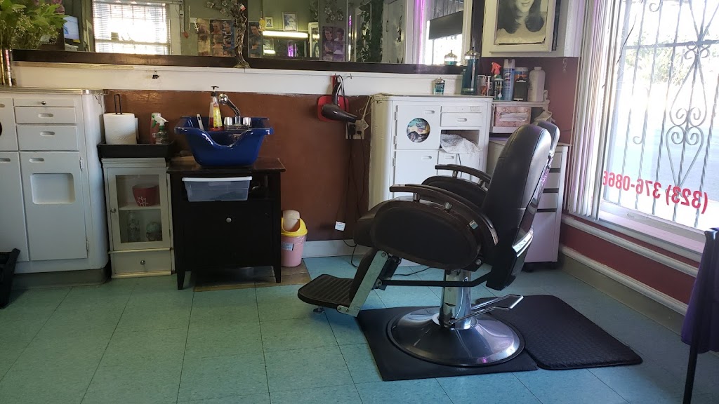 Silvias Barber Shop | 4030 Florence Ave, Bell, CA 90201, USA | Phone: (323) 376-0866