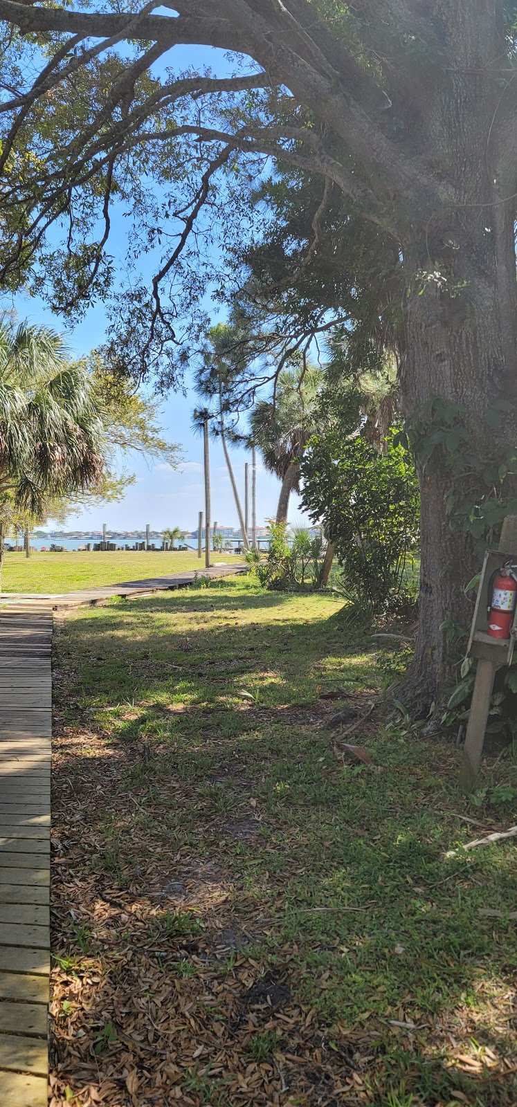 Boca Ciega Cottages | 4900 31st Ave S s, Gulfport, FL 33707, USA | Phone: (727) 483-2188