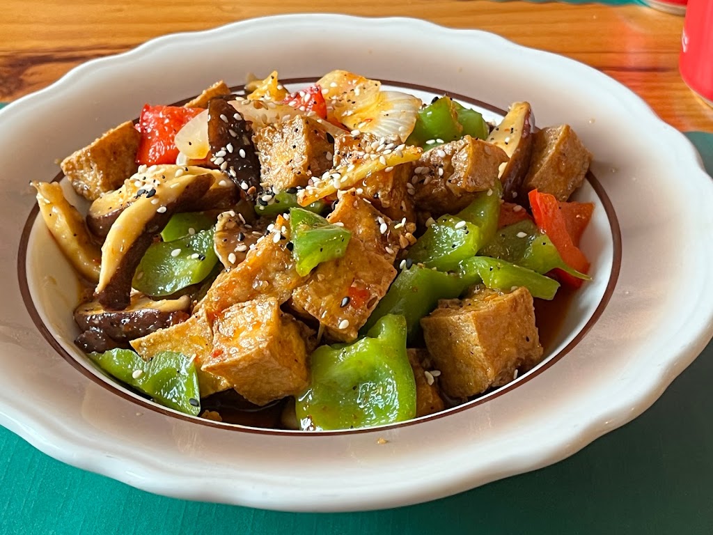 Hapag Bistro | 58 Vineyard Ave, Highland, NY 12528, USA | Phone: (845) 834-2379