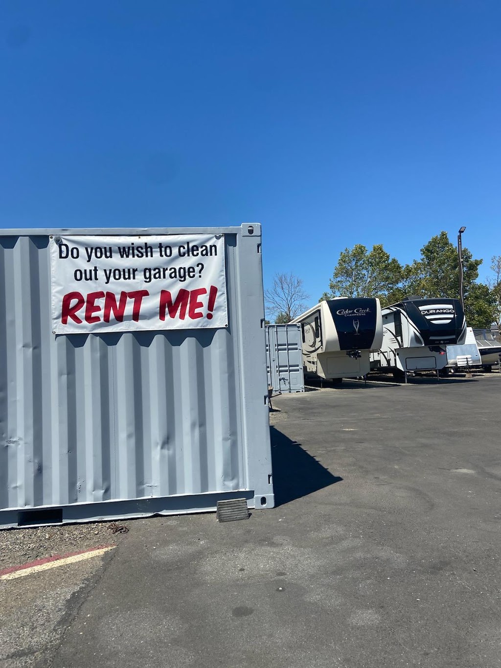 Desert Mountain RV Storage | 5650 66th Ave, Sacramento, CA 95823, USA | Phone: (916) 395-5563