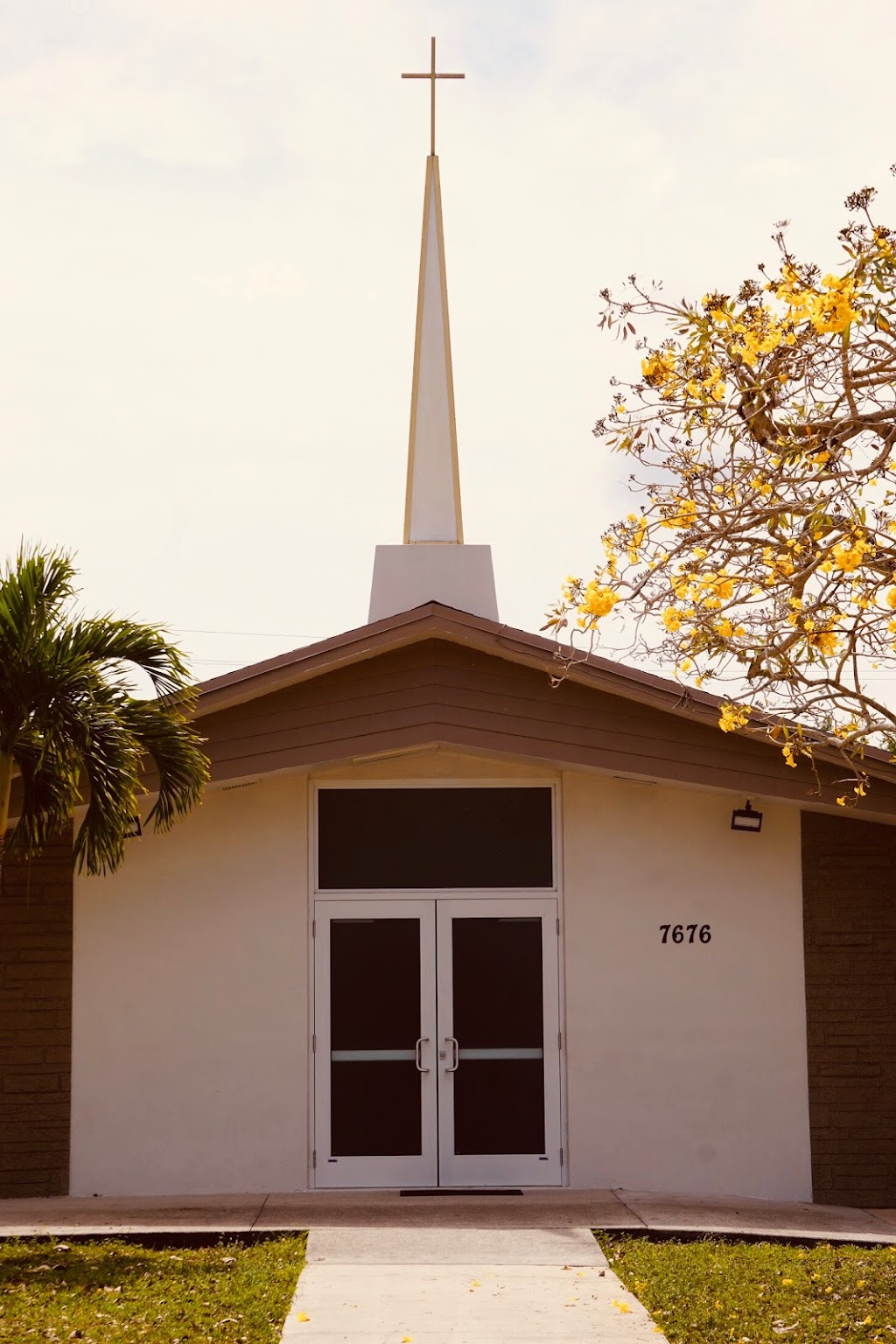 Iglesia Nuevo Comienzo en Cristo | 7676 Davie Road Extension, Hollywood, FL 33024, USA | Phone: (754) 205-9777