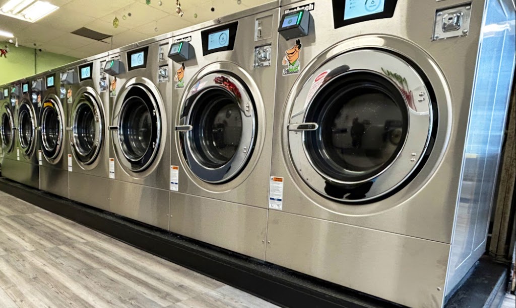 The Mat Laundromat FREE DRY CENTER and Commercial Laundry | 9426 Lorain Ave, Cleveland, OH 44102, USA | Phone: (216) 744-7179