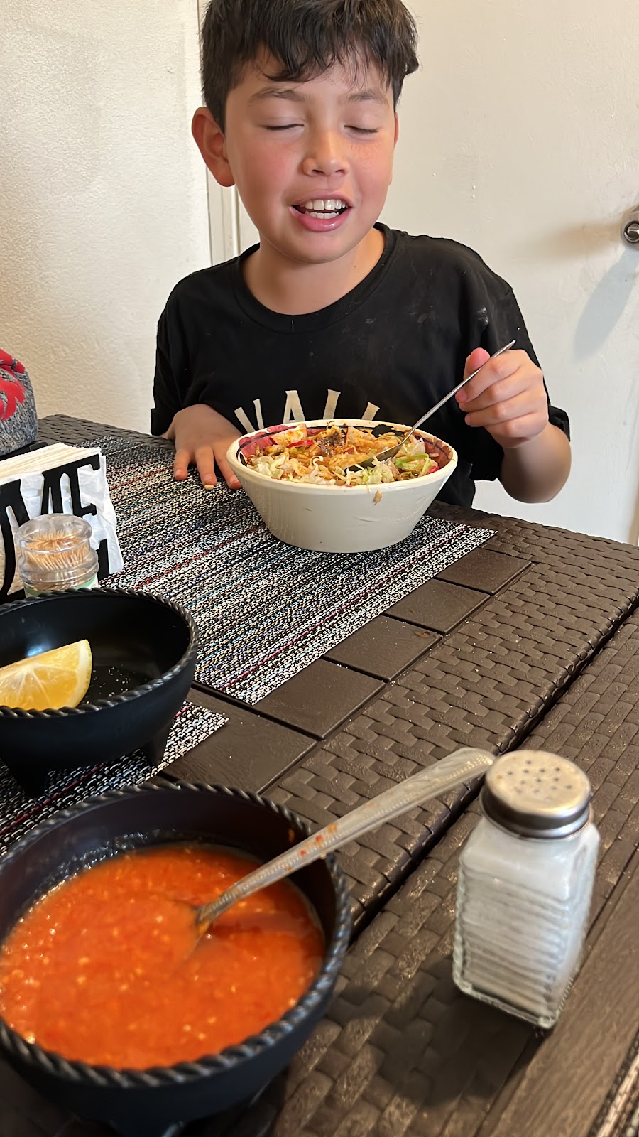 POZOLERÍA LUPITA SUCURSAL ENSENADA | Calle del Sauce esq con Av. Fresno Fraccionamiento, los Encinos, 22819 Ensenada, B.C., Mexico | Phone: 55 3736 9833