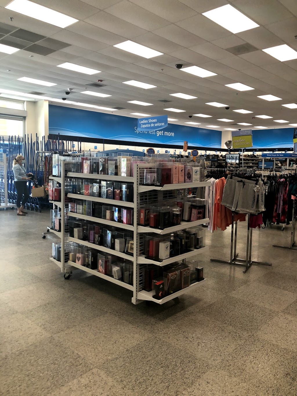 Ross Dress for Less | 10001 W Flagler St, Fontainebleau, FL 33174, USA | Phone: (305) 225-1530