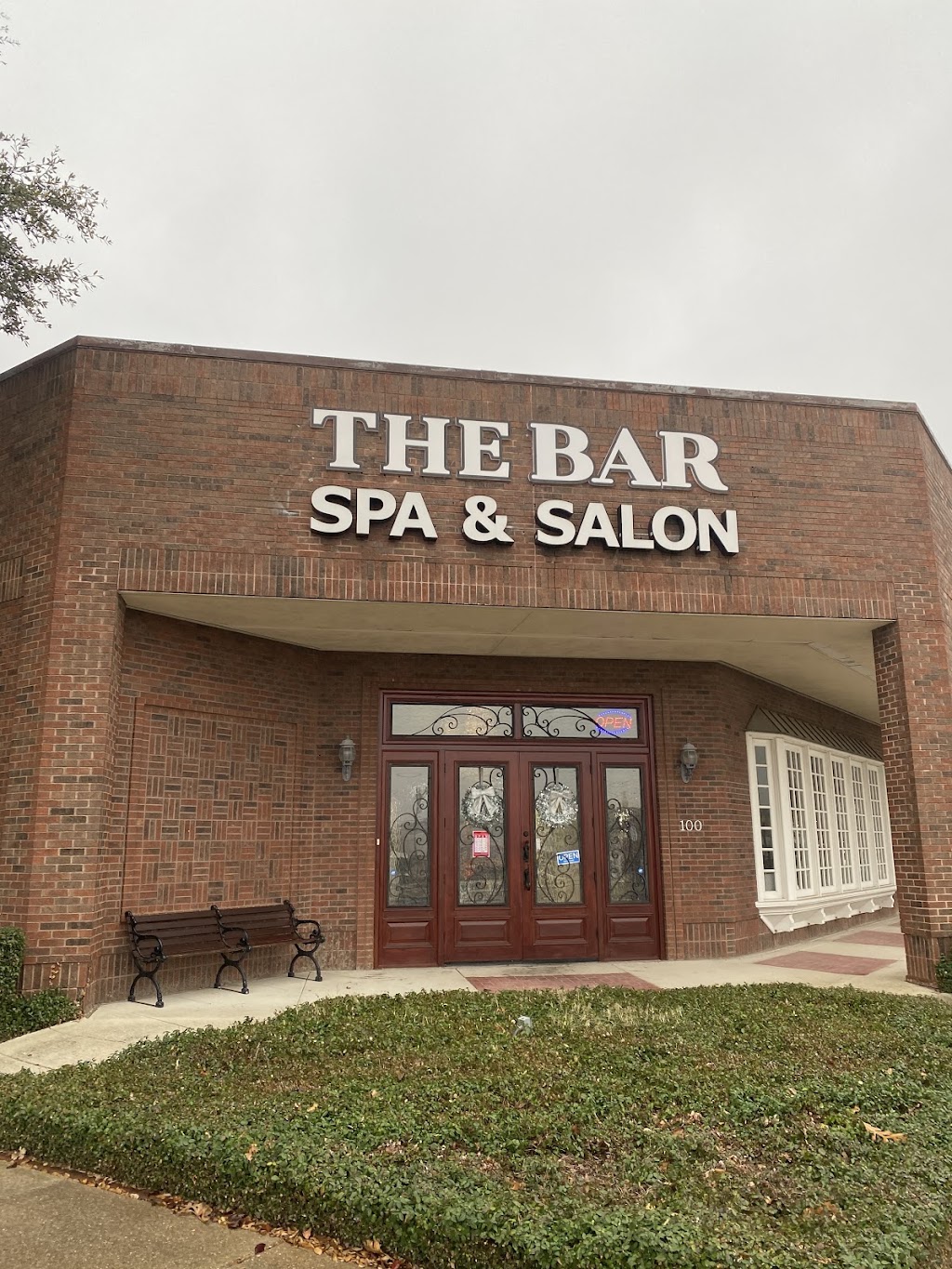 The Bar Spa & Salon | 1615 N Hampton Rd #100, DeSoto, TX 75115, USA | Phone: (214) 502-0887