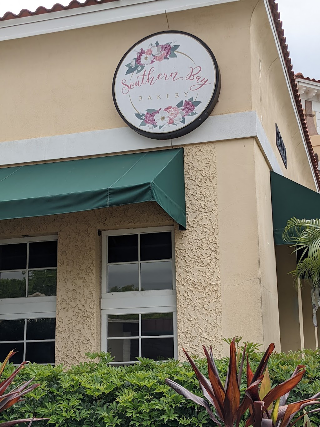 Southern Bay Bakery | 1961 4th St N, St. Petersburg, FL 33704, USA | Phone: (727) 440-8988