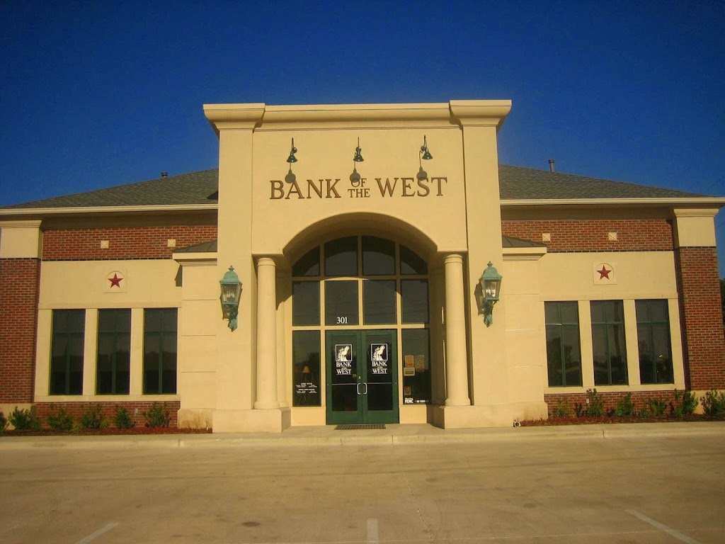 Bank of the West | 301 N TX-156, Ponder, TX 76259 | Phone: (940) 479-0073