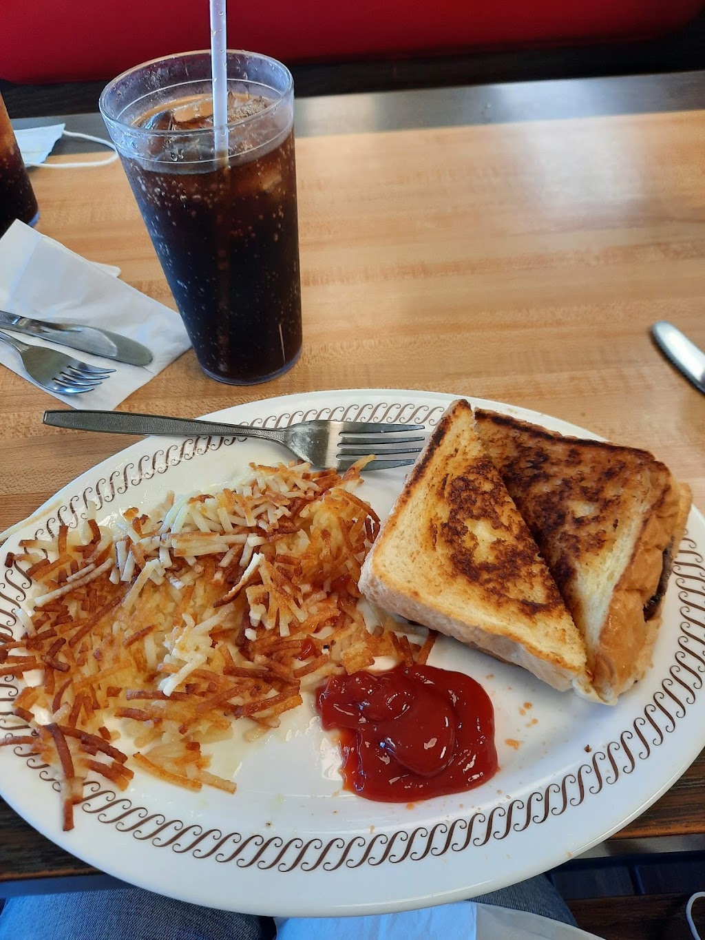 Waffle House | 125 N Interstate Dr, Norman, OK 73069 | Phone: (405) 447-1937